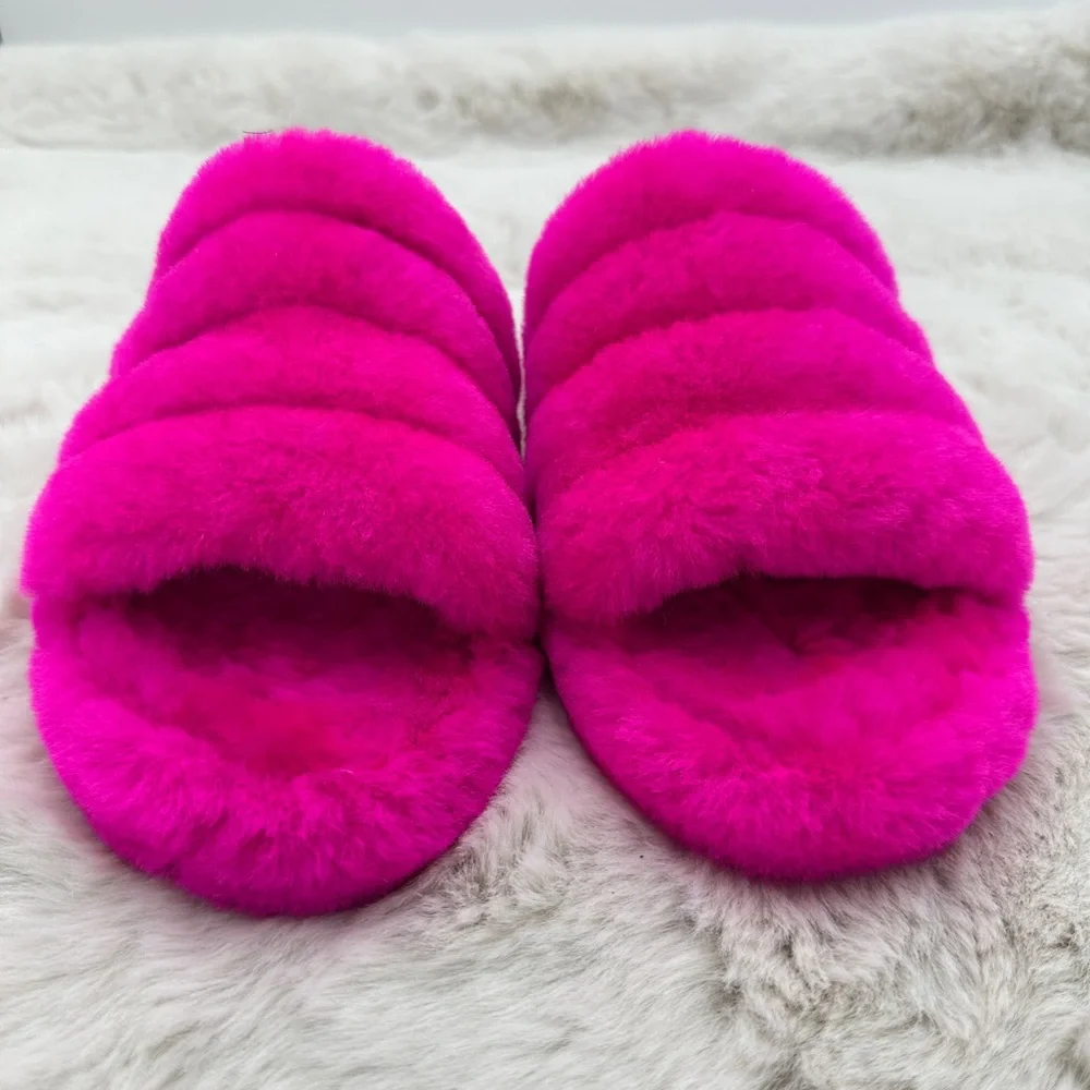 UGG Oh Yeah‎ platform girls slides size 3 sheepskin pink NWOT